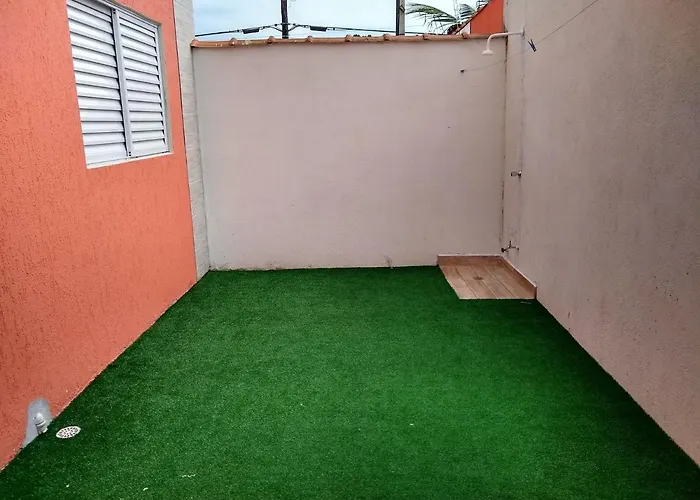 Casa em Villagio em Boracéia próximo a praia. Bertioga
